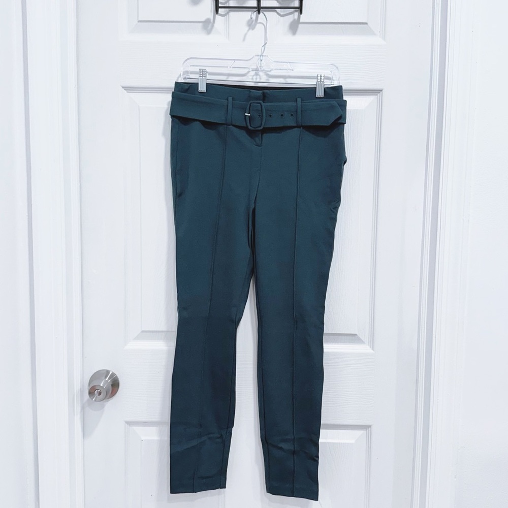 Violets & Roses Green Slim Fit Belted Pants – Size 6/28